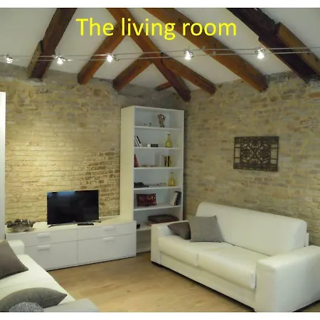 Ca' De L'oca Apartment *